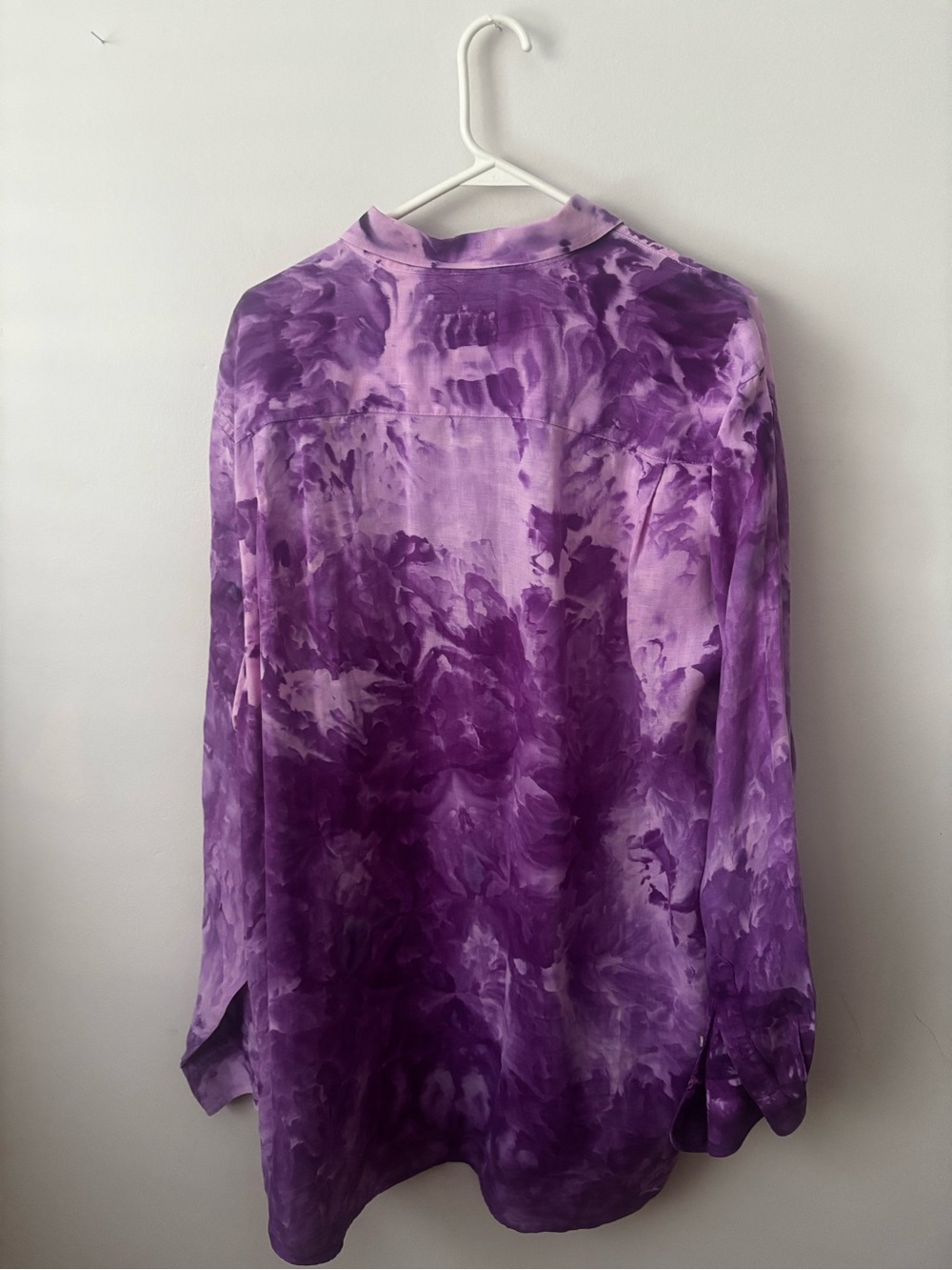 Kiwi Purple Casual Button Down Shirt with Tie-Dye Design - Picture 16 of 16